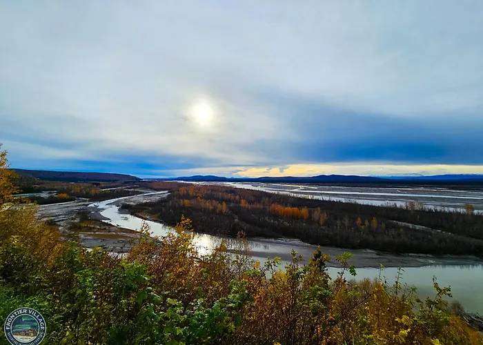 The Meandering Moose - Frontier Village